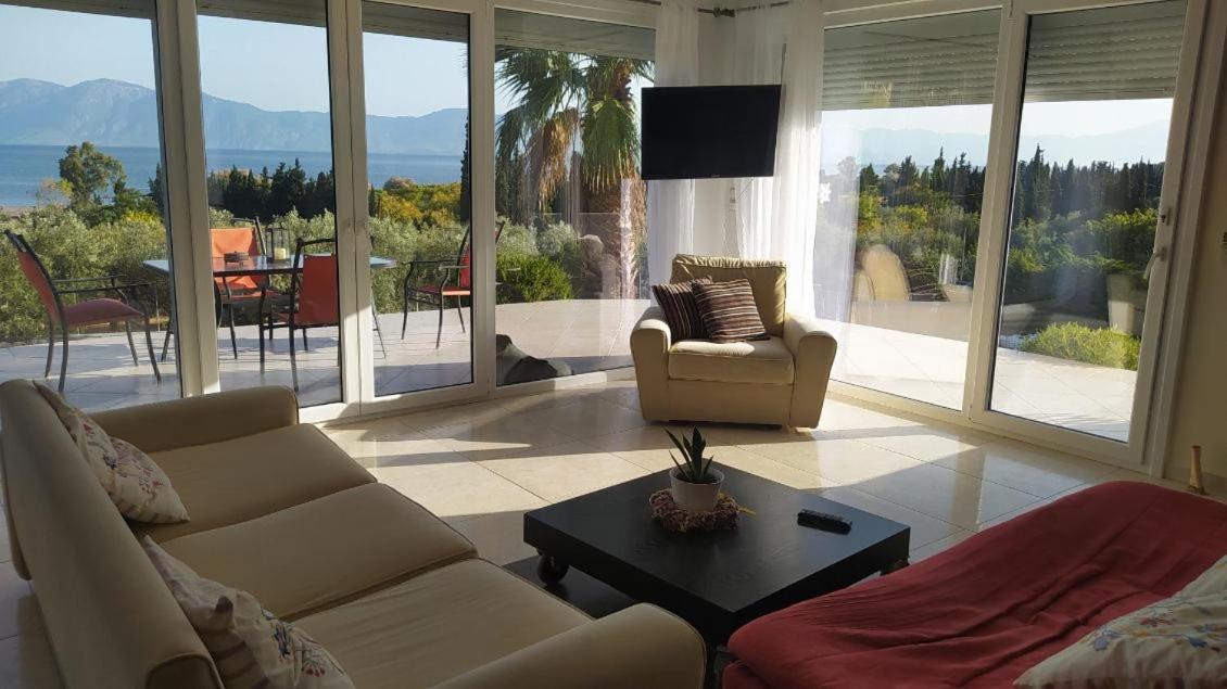 View Διαμερισμα Villa Loukissia Екстериор снимка